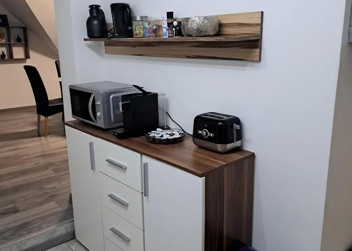 - Eckberg غامليتز